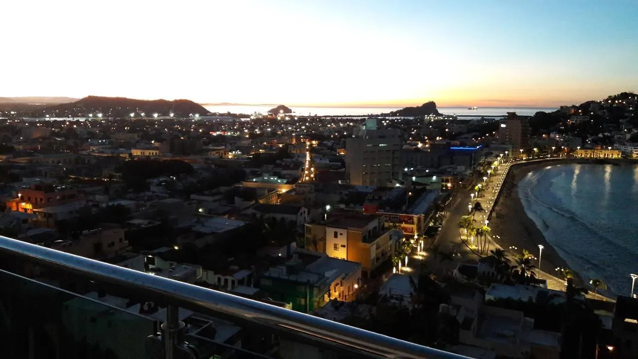Suite Chiametlan Cerro De La Neveria Mz Mazatlán Mexico